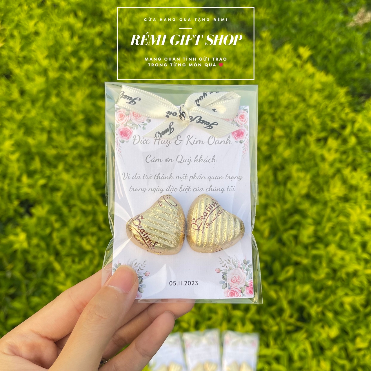 Thiệp quà 2 sô cô la thắt nơ - Ảnh 7