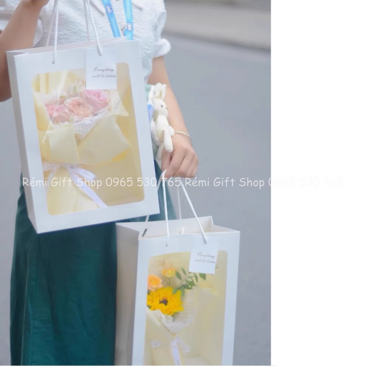 Túi giấy mặt kính quai xách đựng hoa, gấu, hộp quà tặng sang trọng - Ảnh 9
