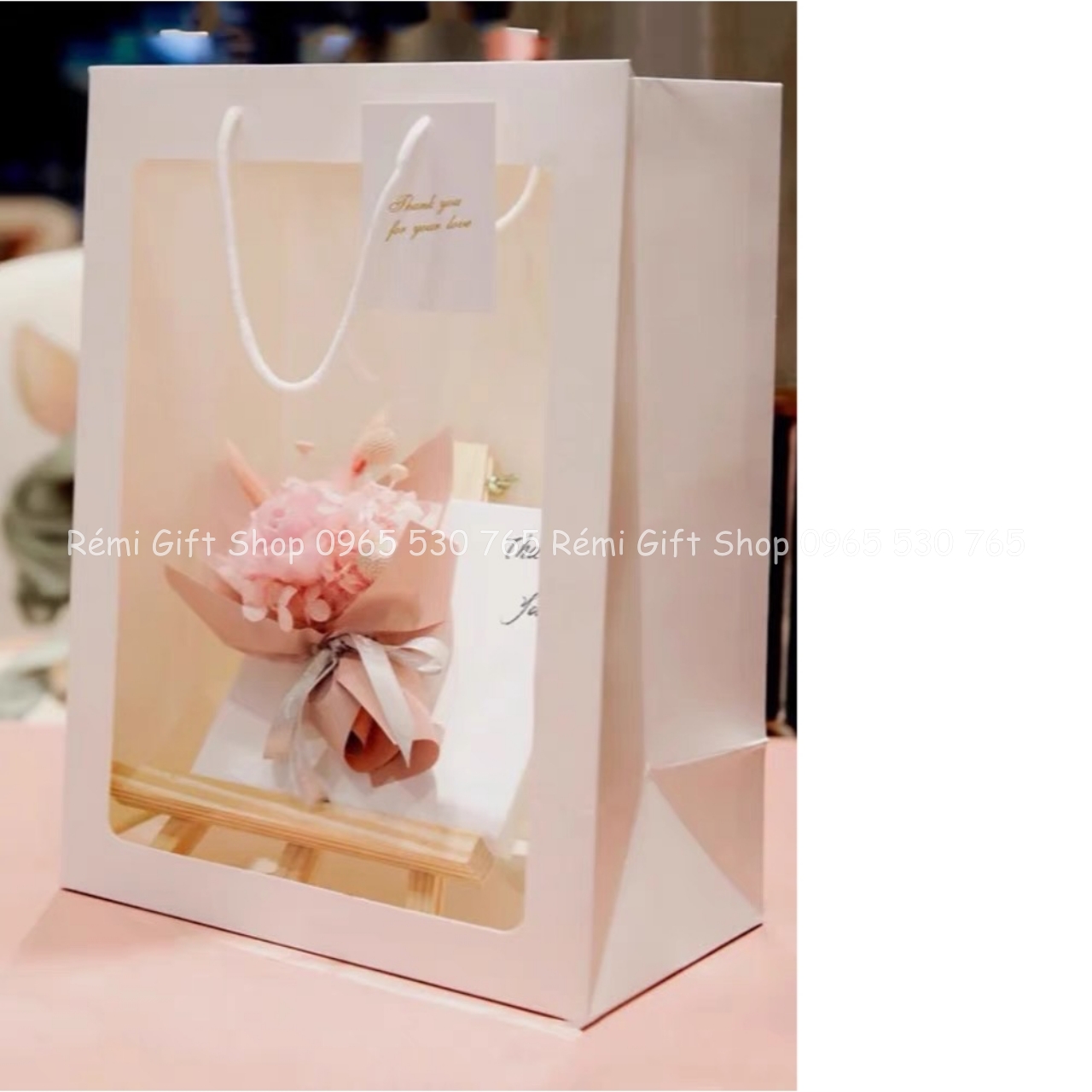 Túi giấy mặt kính quai xách đựng hoa, gấu, hộp quà tặng sang trọng - Ảnh 8