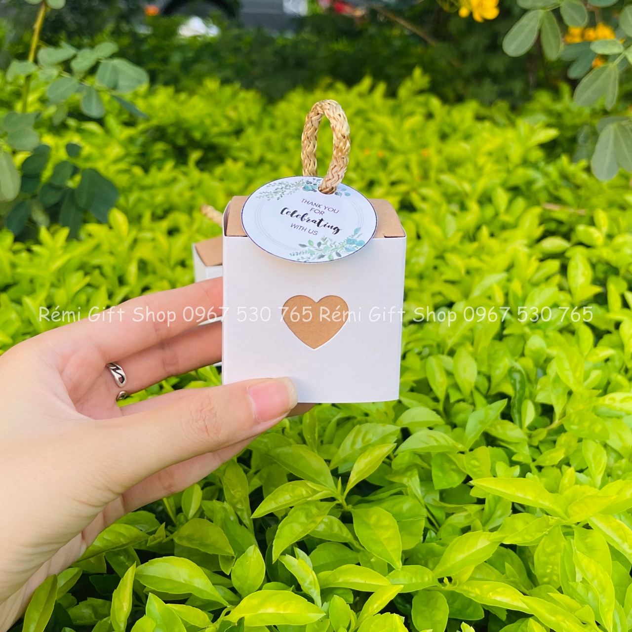Bộ hộp quà tặng kraft thiết kế hình trái tim có quai xách - Ảnh 5