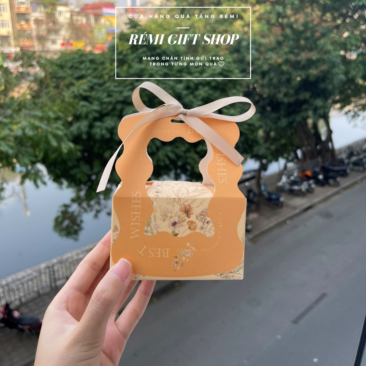 Hộp quà tặng chữ nhật có quai xách thắt nơ đựng quà tặng, quà cảm ơn sang trọng - Ảnh 4