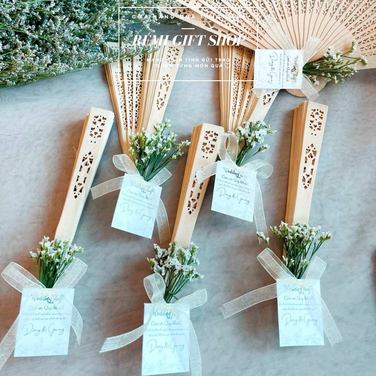 Mẫu 1 - Quạt gỗ, quà tặng quạt gỗ đám cưới hỏi đầy sang trọng, thanh lịch - Ảnh 14