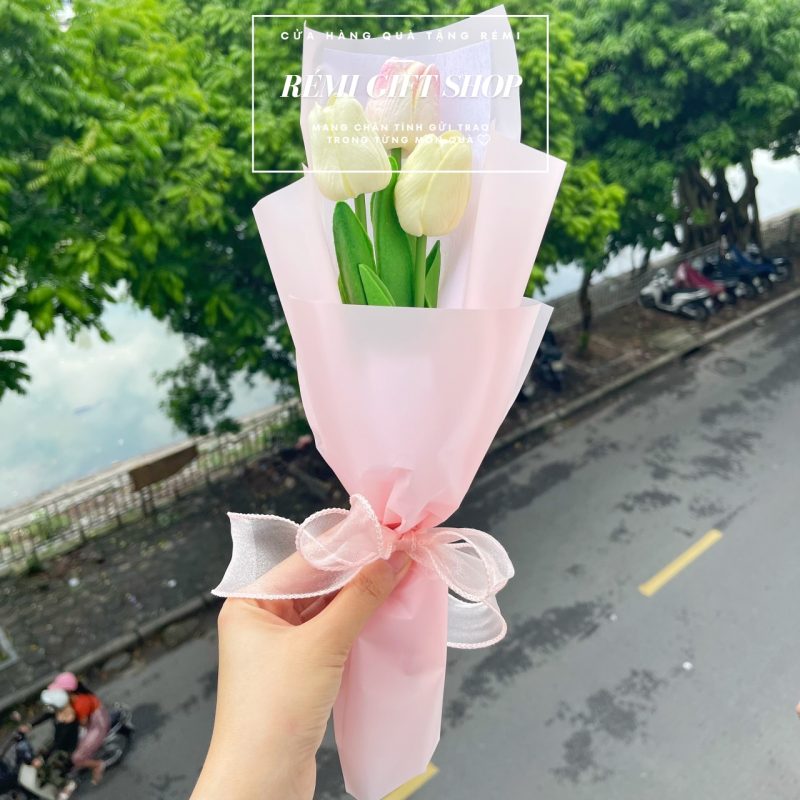 Bó hoa tulip - bó hoa 1 bông, 3 bông xinh xắn - Ảnh 2