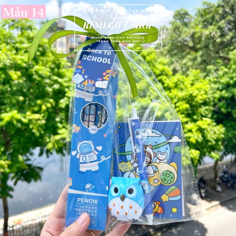Mẫu 14 - Set quà đồ dùng học tập