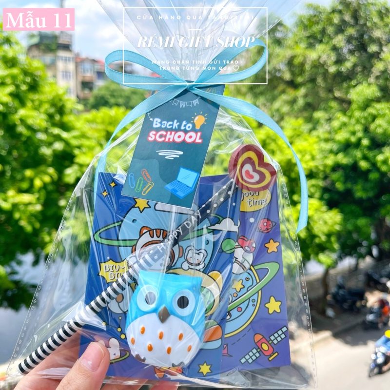 Mẫu 11 - Set quà đồ dùng học tập