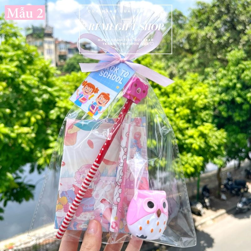 Mẫu 2 - Set quà đồ dùng học tập
