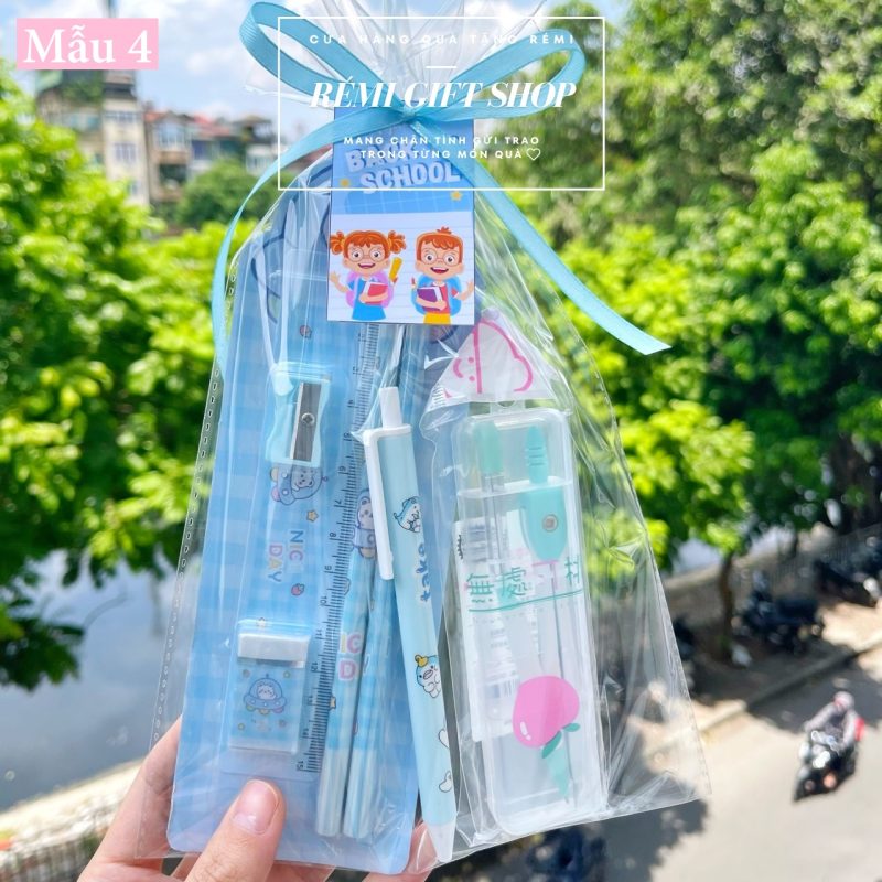 Mẫu 4 - Set quà đồ dùng học tập