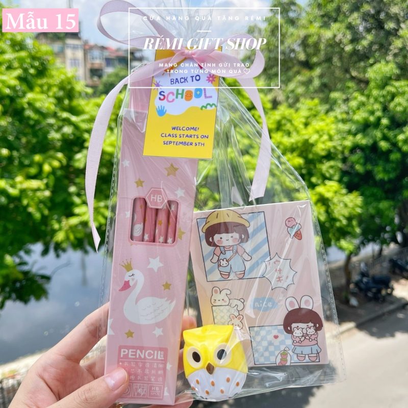 Mẫu 15 - Set quà đồ dùng học tập