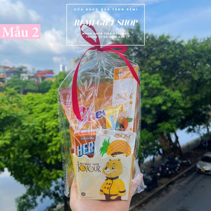 M2 - Set quà tặng bánh kẹo cho bé