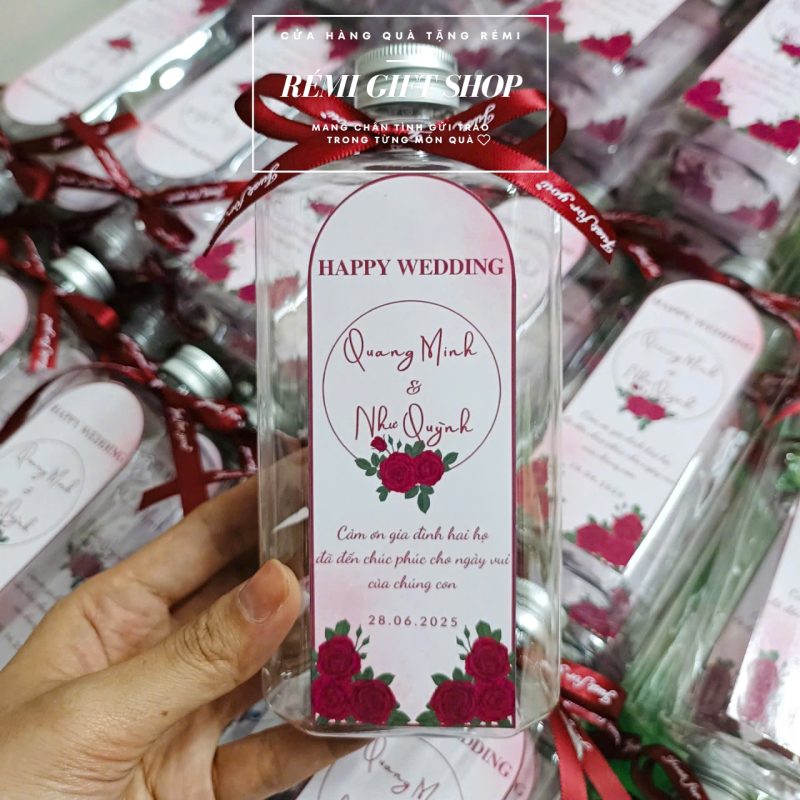 chai nước bày bàn tiệc 500ml