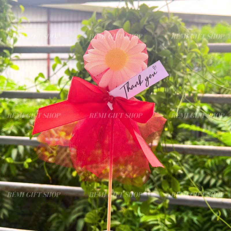 quà tặng nến thơm bông hoa cúc bọc voan