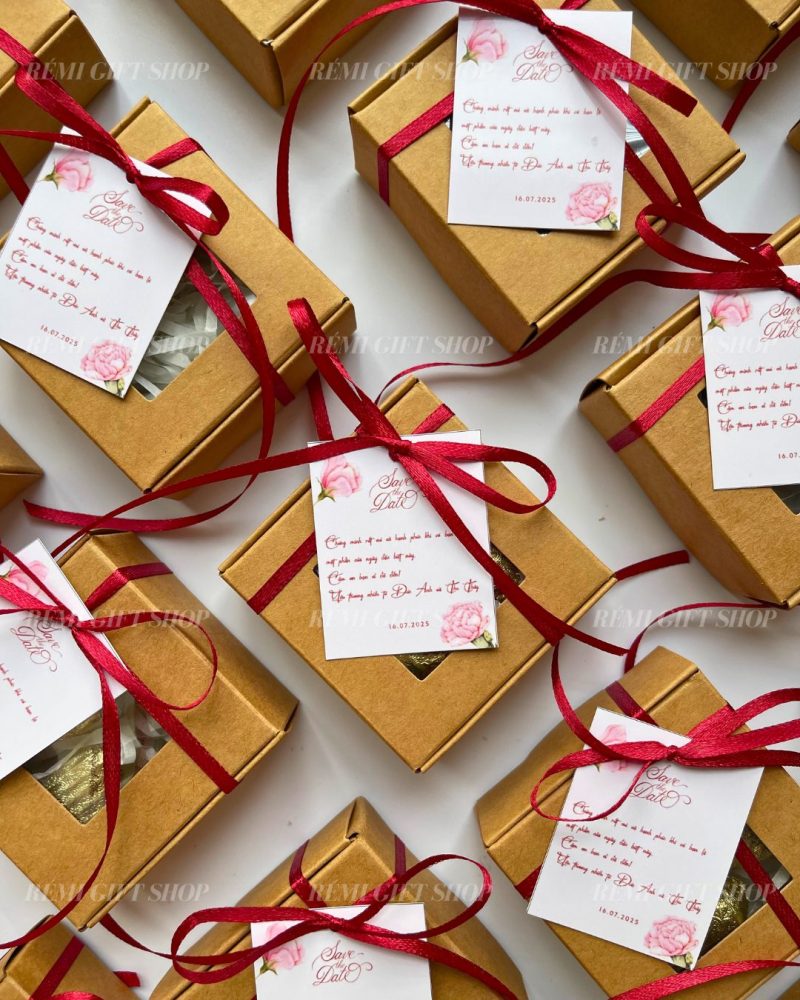 hộp quà tặng sô cô la