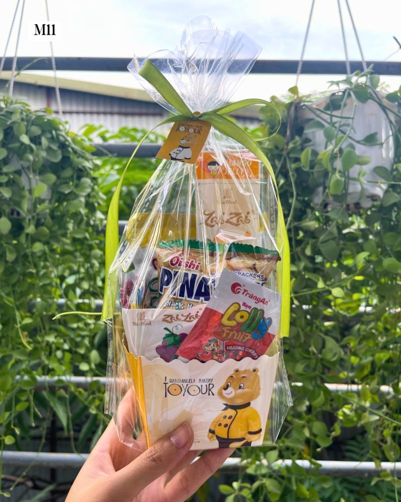 set quà tặng bánh kẹo cho bé