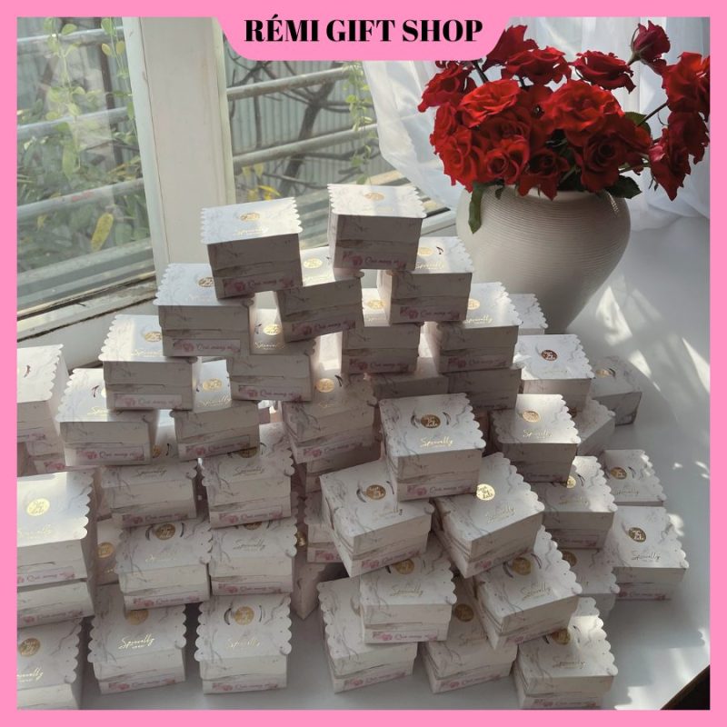 hộp quà tặng nến thơm tealight bông hoa