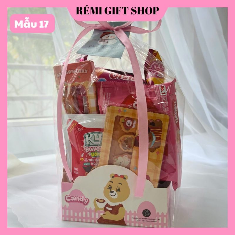 set quà tặng bánh kẹo và đồ dùng học tập cho bé
