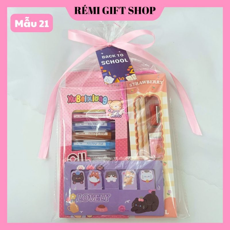 Set quà tặng bánh kẹo & đồ dùng học tập cho bé