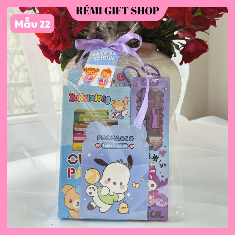 Set quà tặng bánh kẹo & đồ dùng học tập cho bé