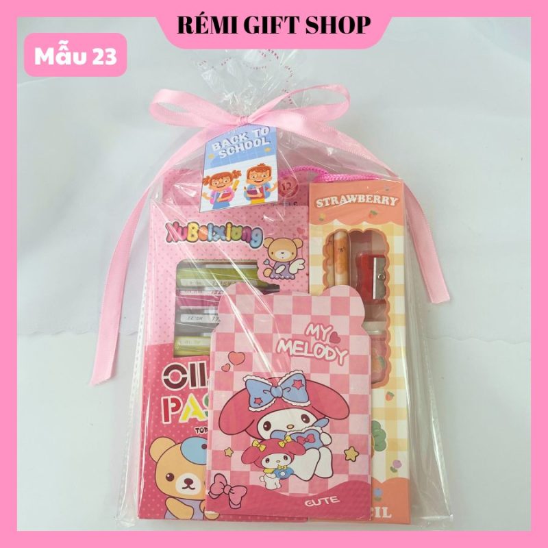 Set quà tặng bánh kẹo & đồ dùng học tập cho bé