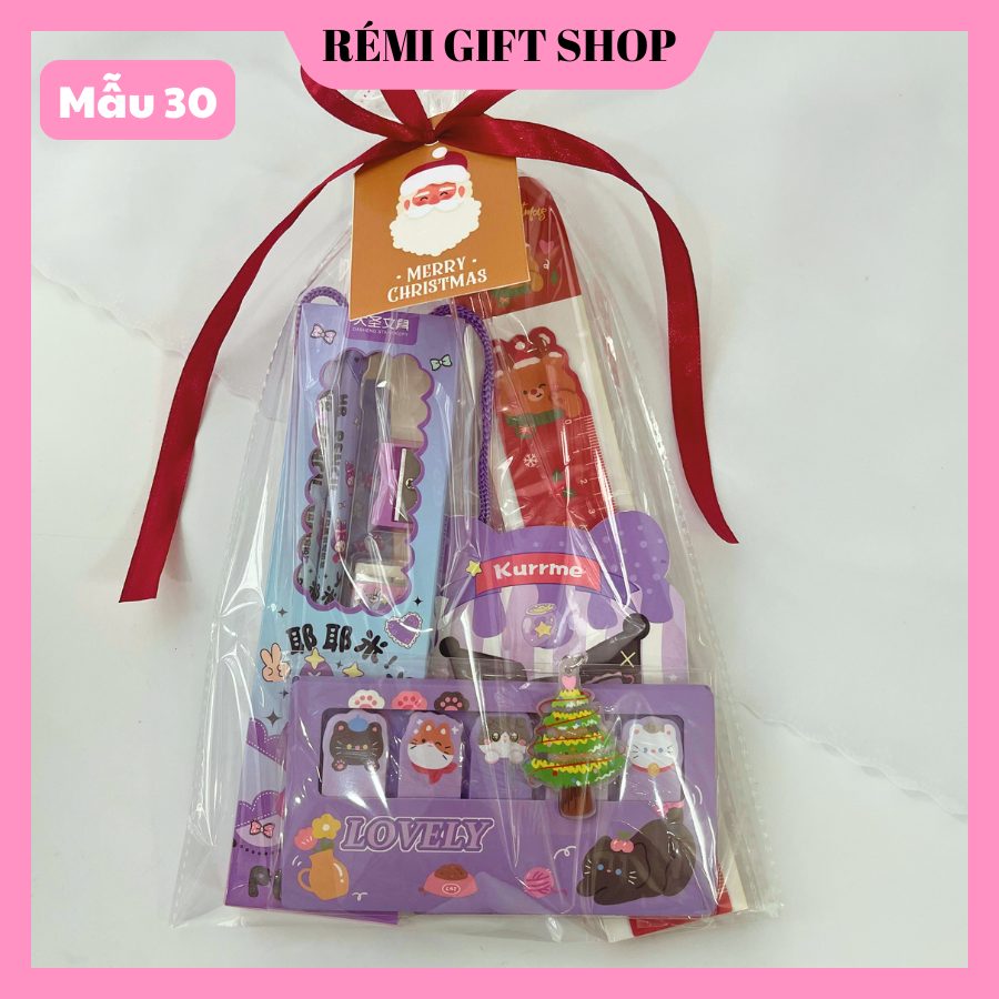 Set quà tặng bánh kẹo & đồ dùng học tập cho bé