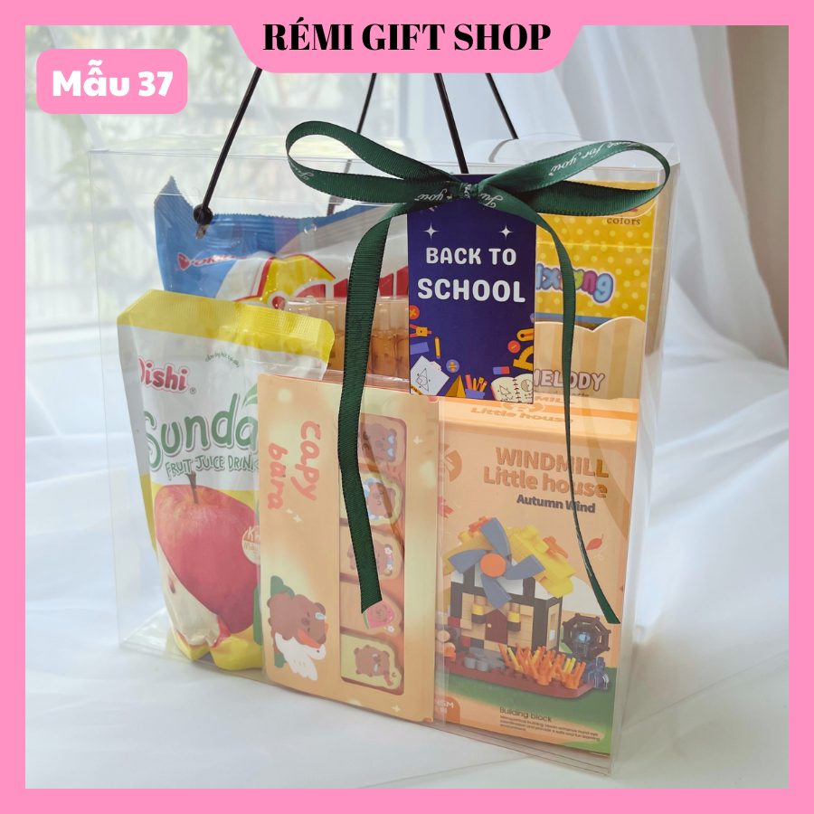 Set quà tặng bánh kẹo & đồ dùng học tập cho bé
